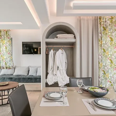 Naxos Pantheon Luxury Daire