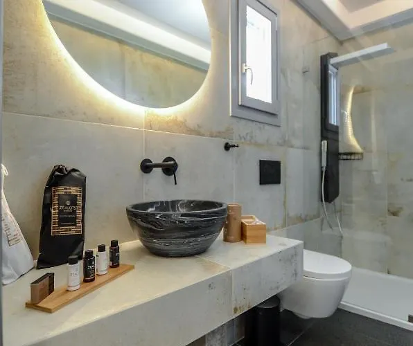 Naxos Pantheon Luxury Apartment *