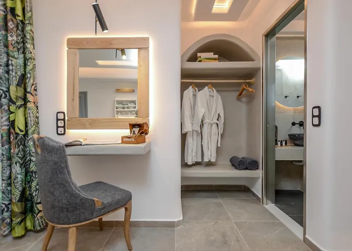 Naxos Pantheon Luxury Apartment Agkidia