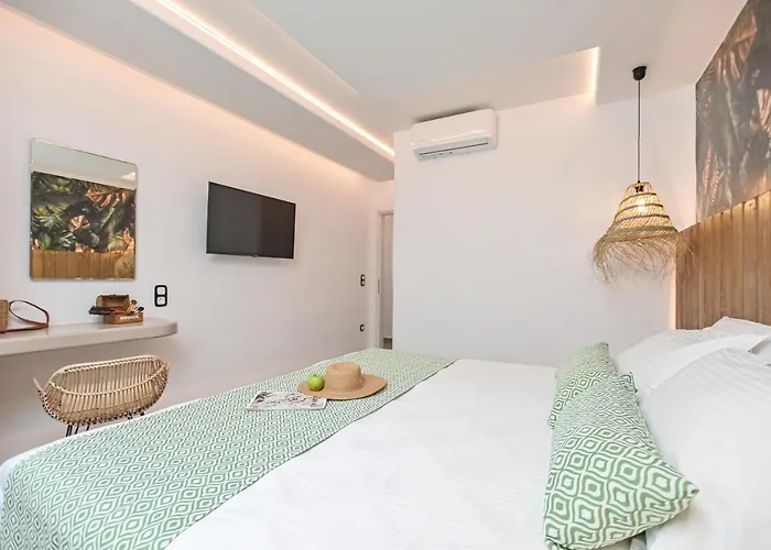 Naxos Pantheon Luxury * Agkidia