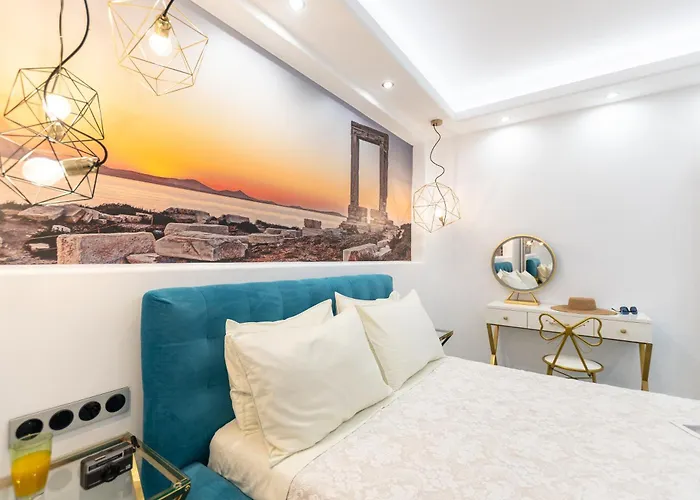 Naxos Pantheon Luxury *