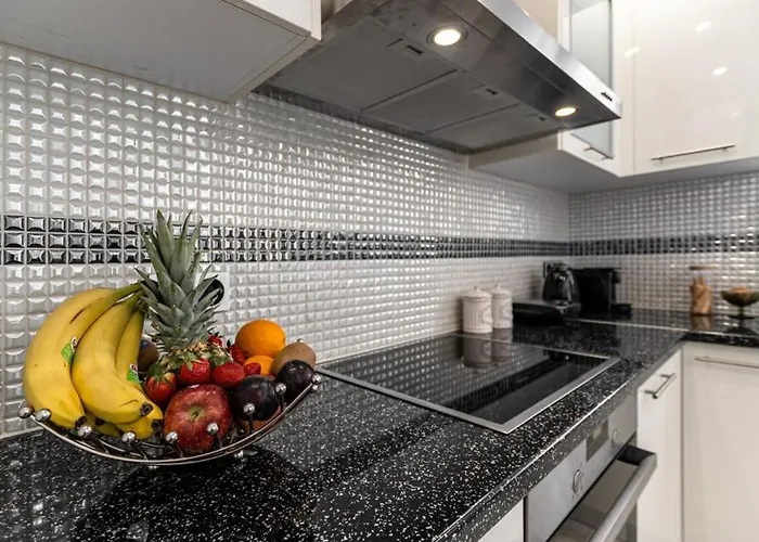 Naxos Pantheon Luxury Apartment *