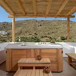 Naxos Pantheon Luxury