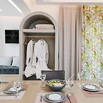 Naxos Pantheon Luxury *
