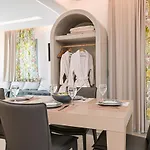 Naxos Pantheon Luxury Apartment