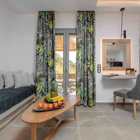 Naxos Pantheon Luxury Apartment