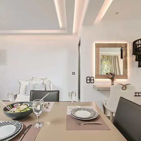 Naxos Pantheon Luxury *